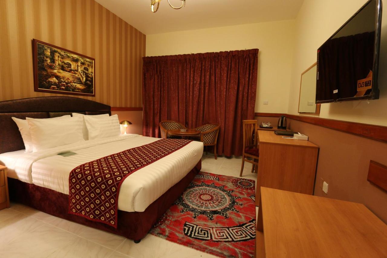 New California Hotel ดูไบ ภายนอก รูปภาพ