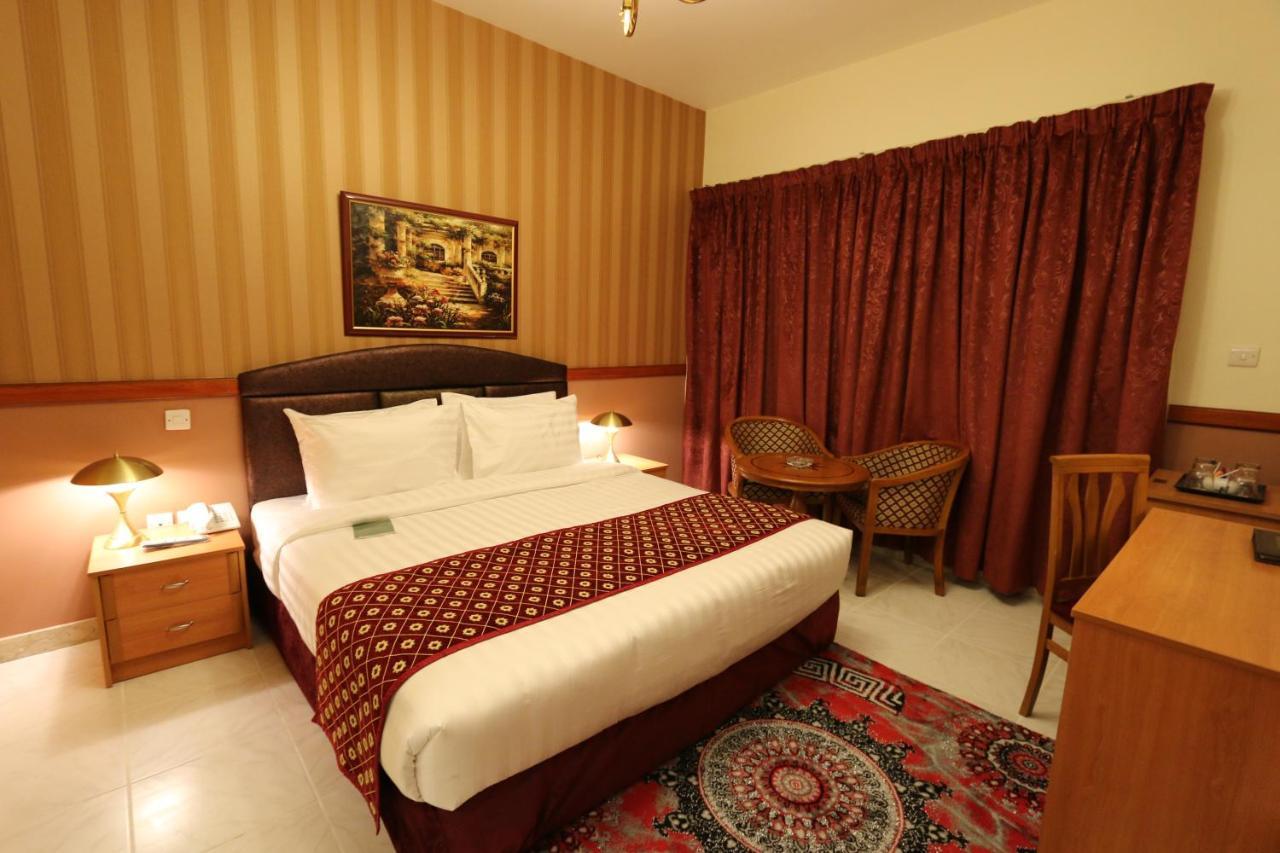 New California Hotel ดูไบ ภายนอก รูปภาพ