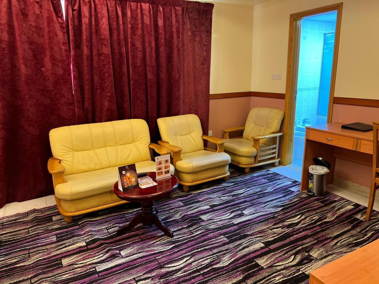New California Hotel ดูไบ ภายนอก รูปภาพ